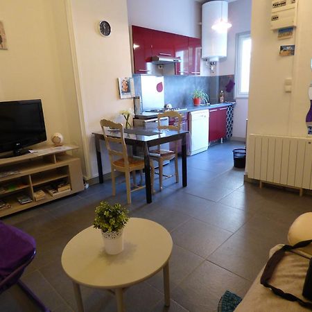 Gite De Ville Saint-Nazaire  Zimmer foto